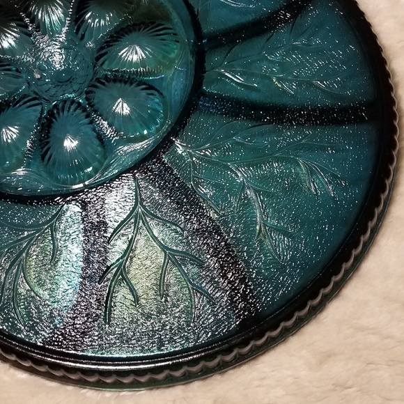 Vintage Indiana Glass Pebble Leaf Blue Platter - Picture 6 of 7